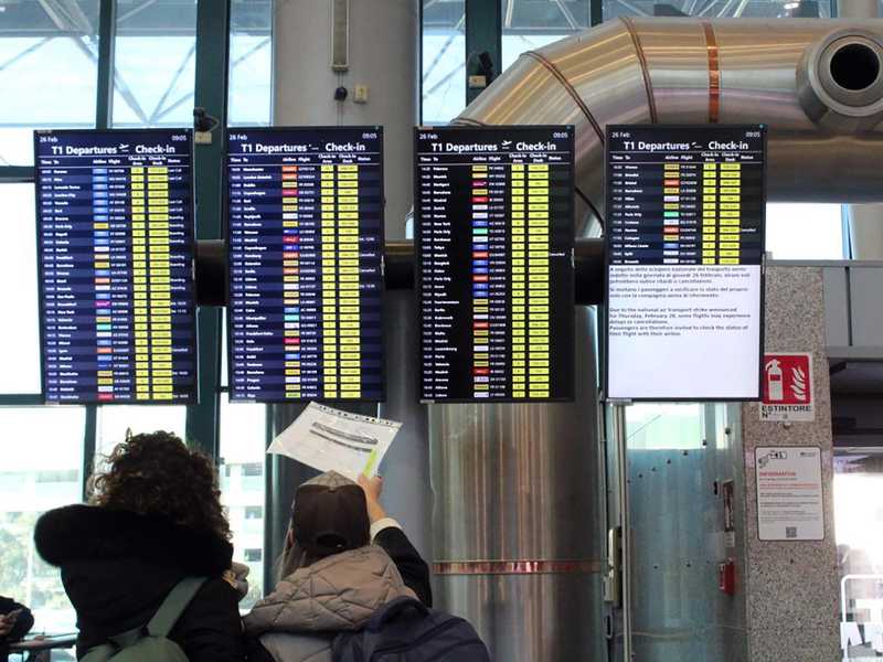 Voli Cancellati a Fiumicino a Seguito dell'Attacco Iraniano