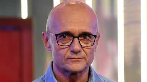 Alfonso Signorini Rilascia Dichiarazioni sul Caso Corona