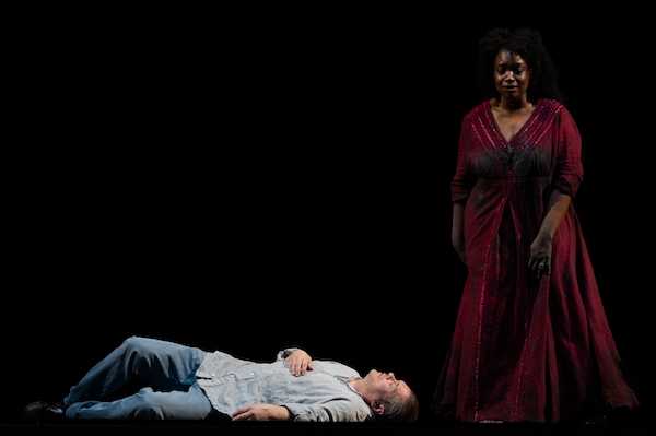 Arianna a Nasso: Maschere e Illusioni