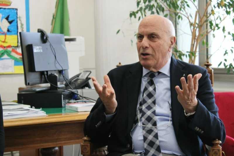 Cerignola: Strategie per un Comune Esteso in Dialogo con Radio Rai