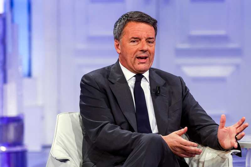 Renzi critica il governo e Tajani