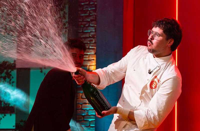 MasterChef Italia: Teo Canzi Vince la Finale a Sorpresa