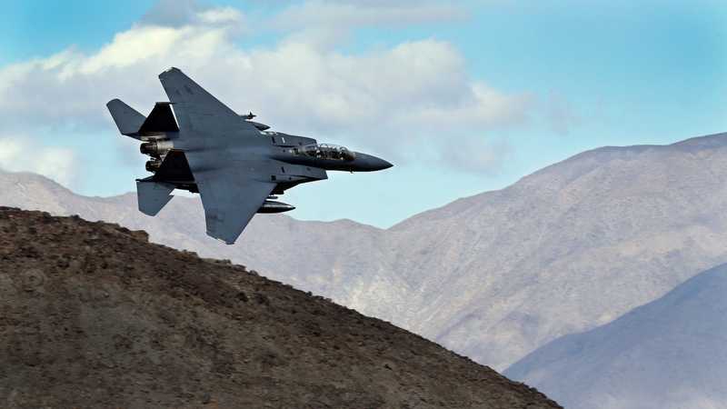 Caccia USA abbattuta sull'Iran: un pilota salvato