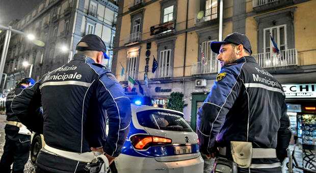 Rapina e aggressioni a Napoli: 30enne arrestato