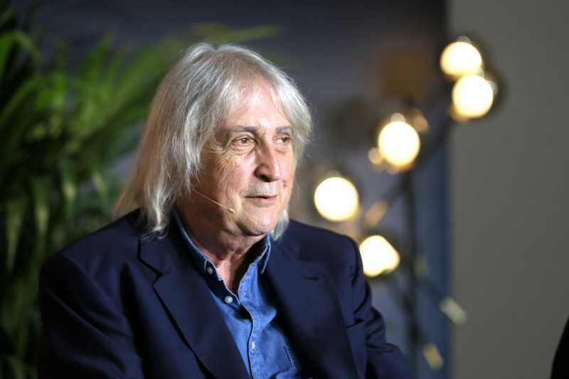 Enrico Vanzina: madre contraria a moglie